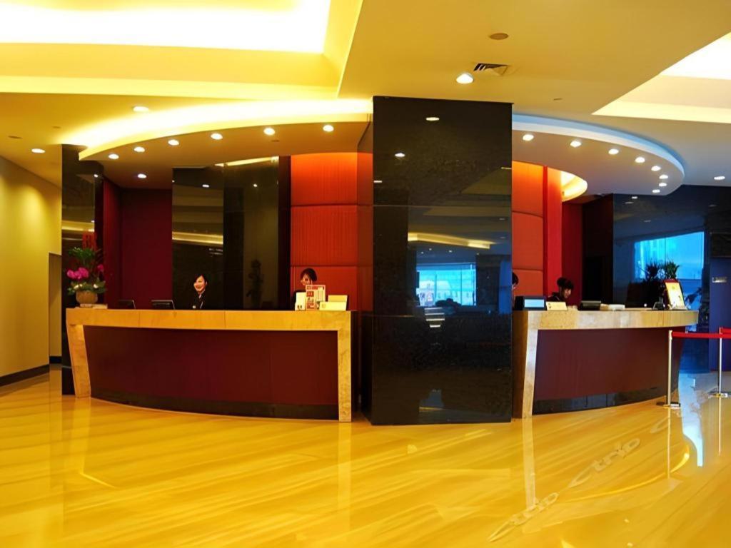 Dalian Grand Continent International Hotel Exterior photo
