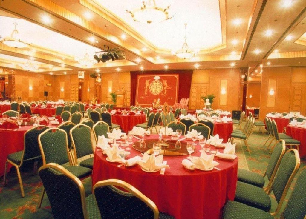 Dalian Grand Continent International Hotel Exterior photo